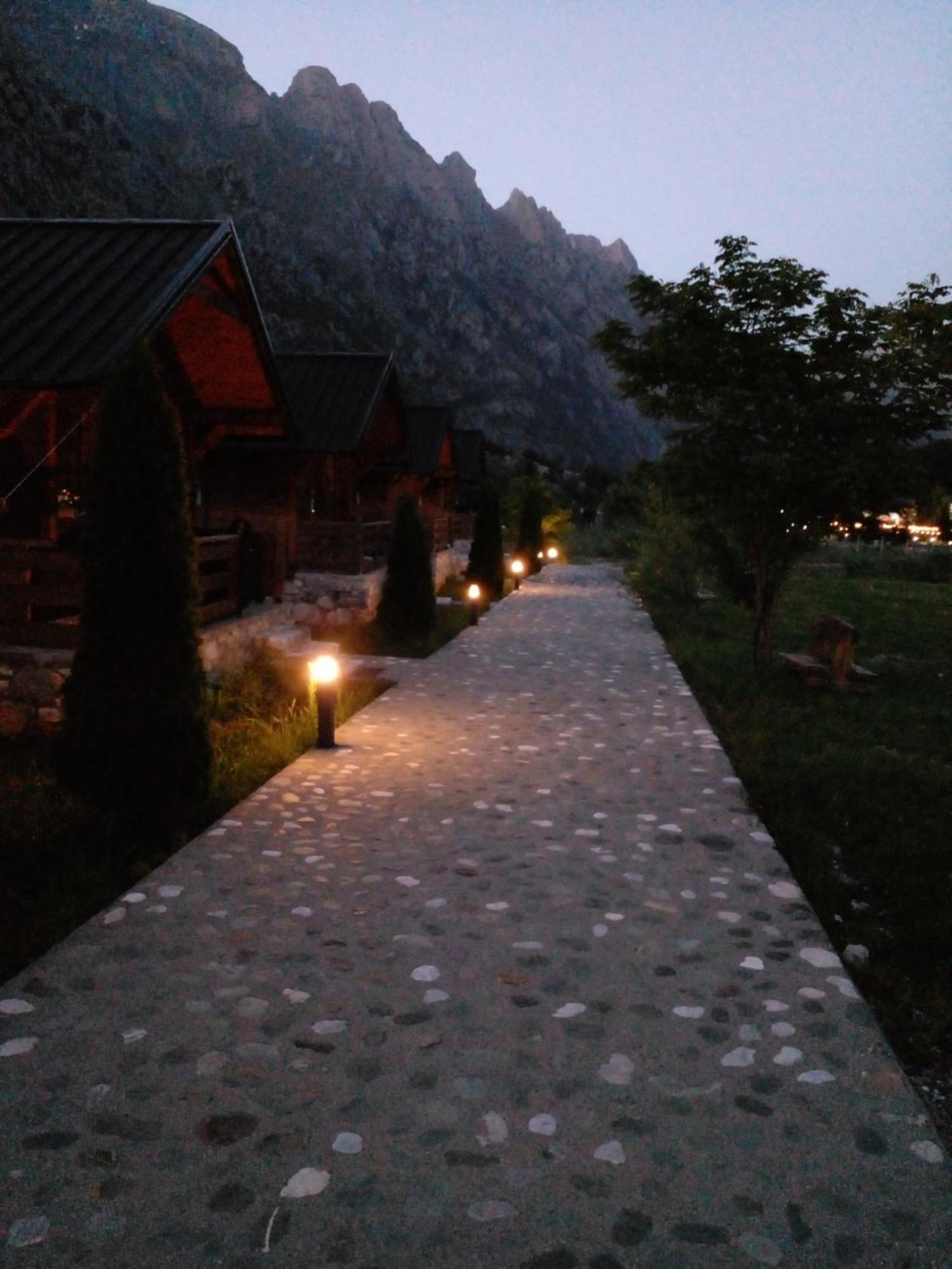 Cntr Park Valbona Villa Exteriör bild