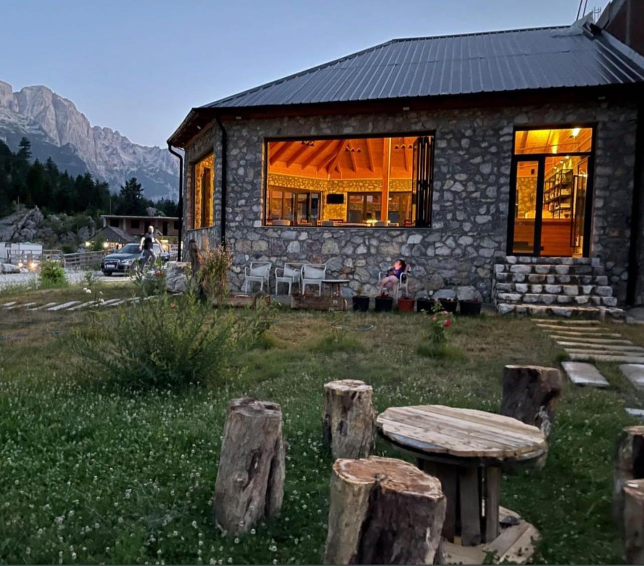 Cntr Park Valbona Villa Exteriör bild